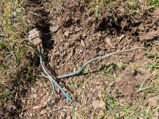 Kabel, das 1-5 Jahre im Boden lagen mit diversen Fehlern