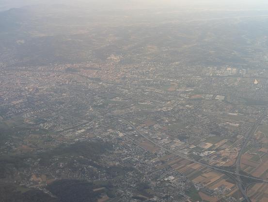 picture of Graz from an airplane downward